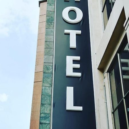 Hotel Golden Suite Pereira Exterior photo
