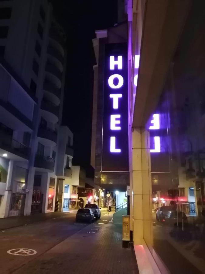 Hotel Golden Suite Pereira Exterior photo