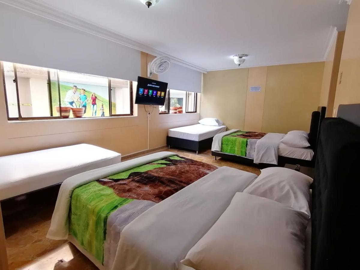 Hotel Golden Suite Pereira Exterior photo