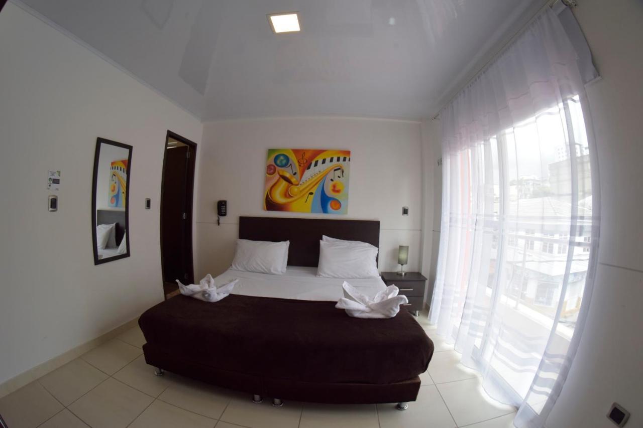 Hotel Golden Suite Pereira Exterior photo